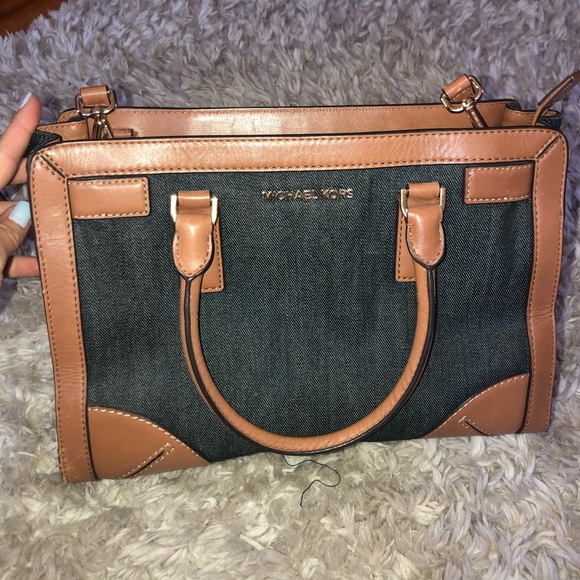 Michael Kors Handbag - Picture 2 of 12